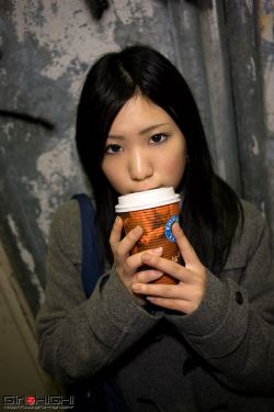 小饰和洋子