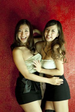 狗狗充满了我的子宫